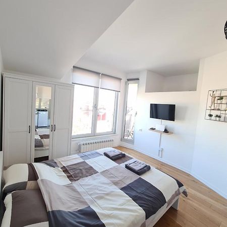 Jordan Apartment - City Center Белград Екстериор снимка